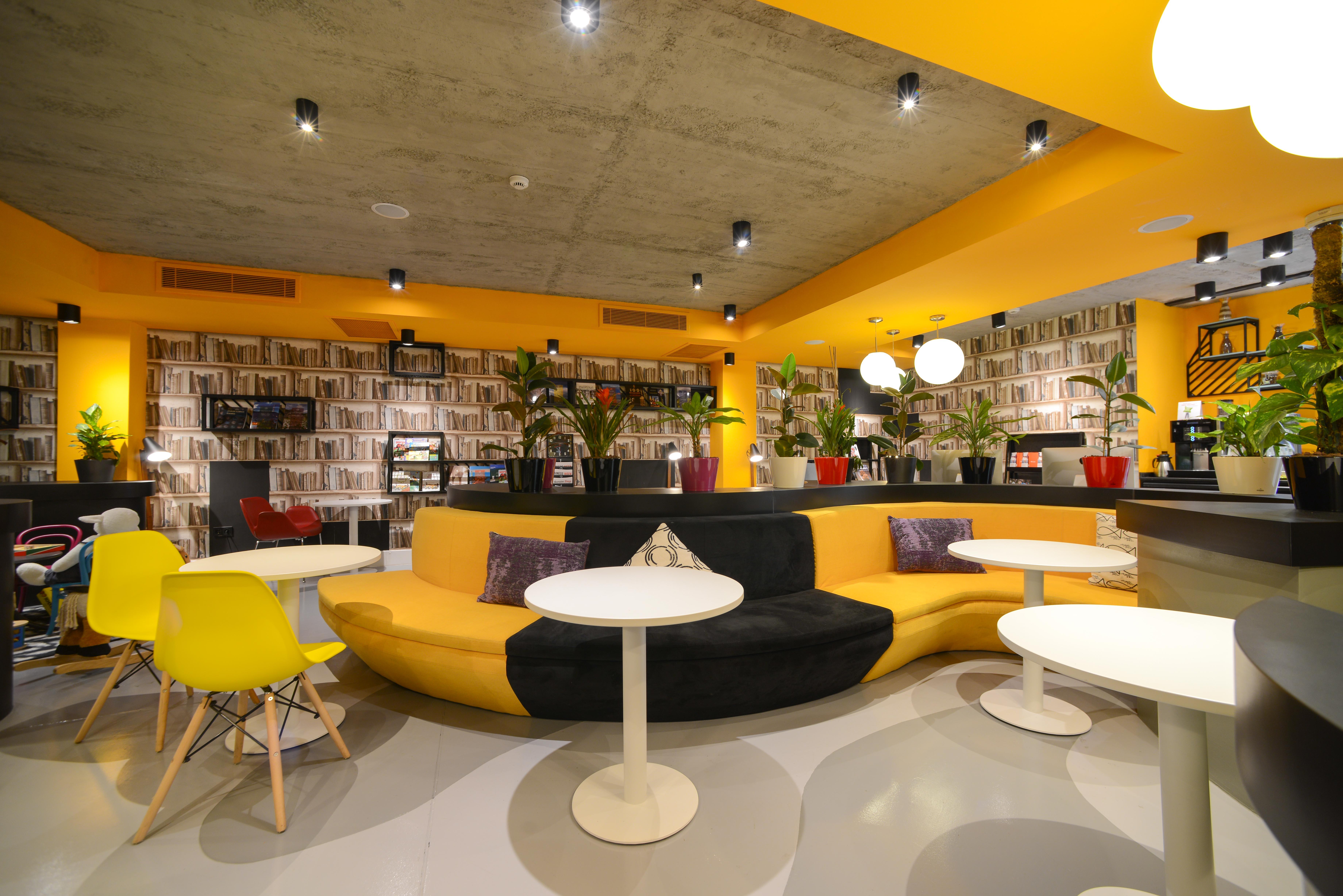 Ibis Styles Tbilisi Center Hotel Exterior foto