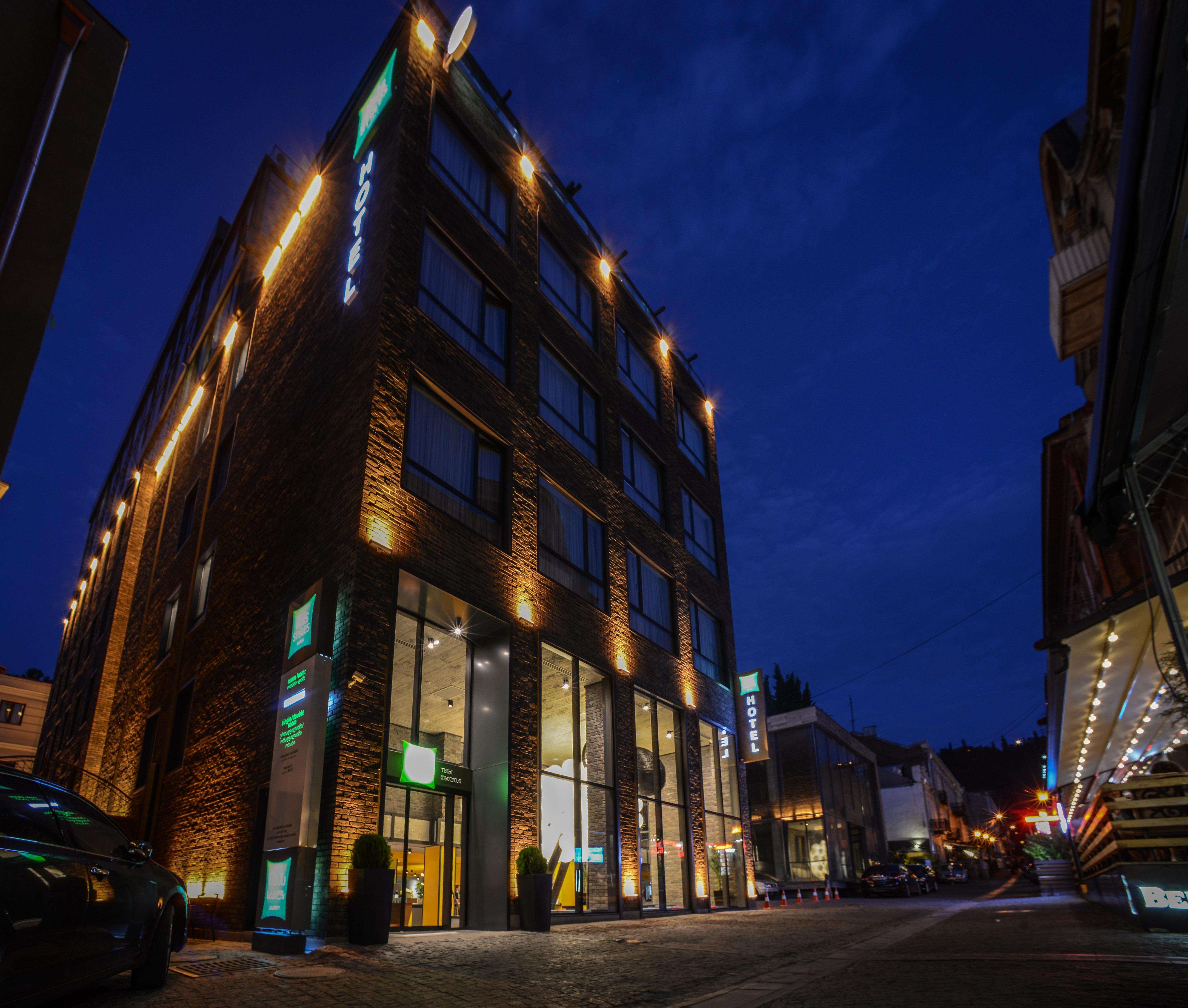 Ibis Styles Tbilisi Center Hotel Exterior foto