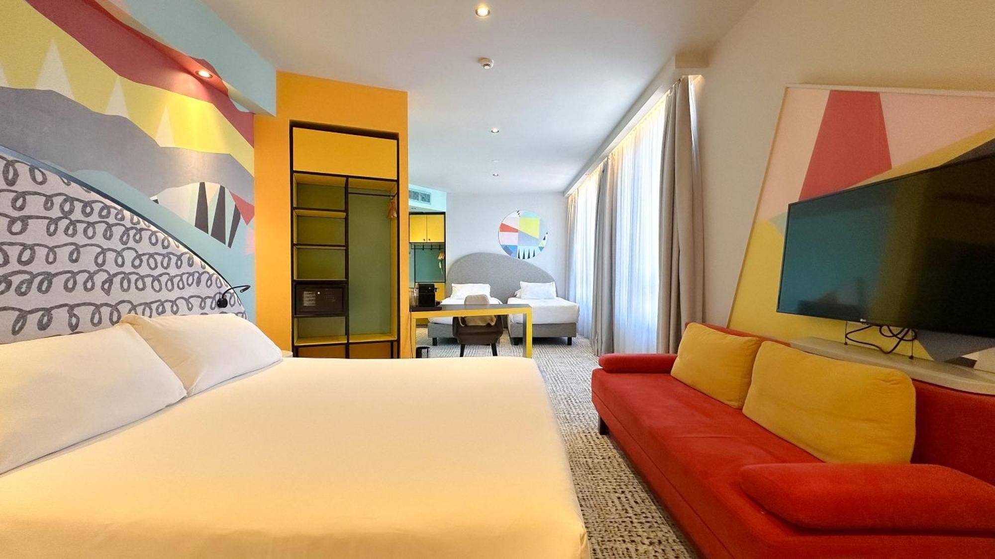 Ibis Styles Tbilisi Center Hotel Exterior foto