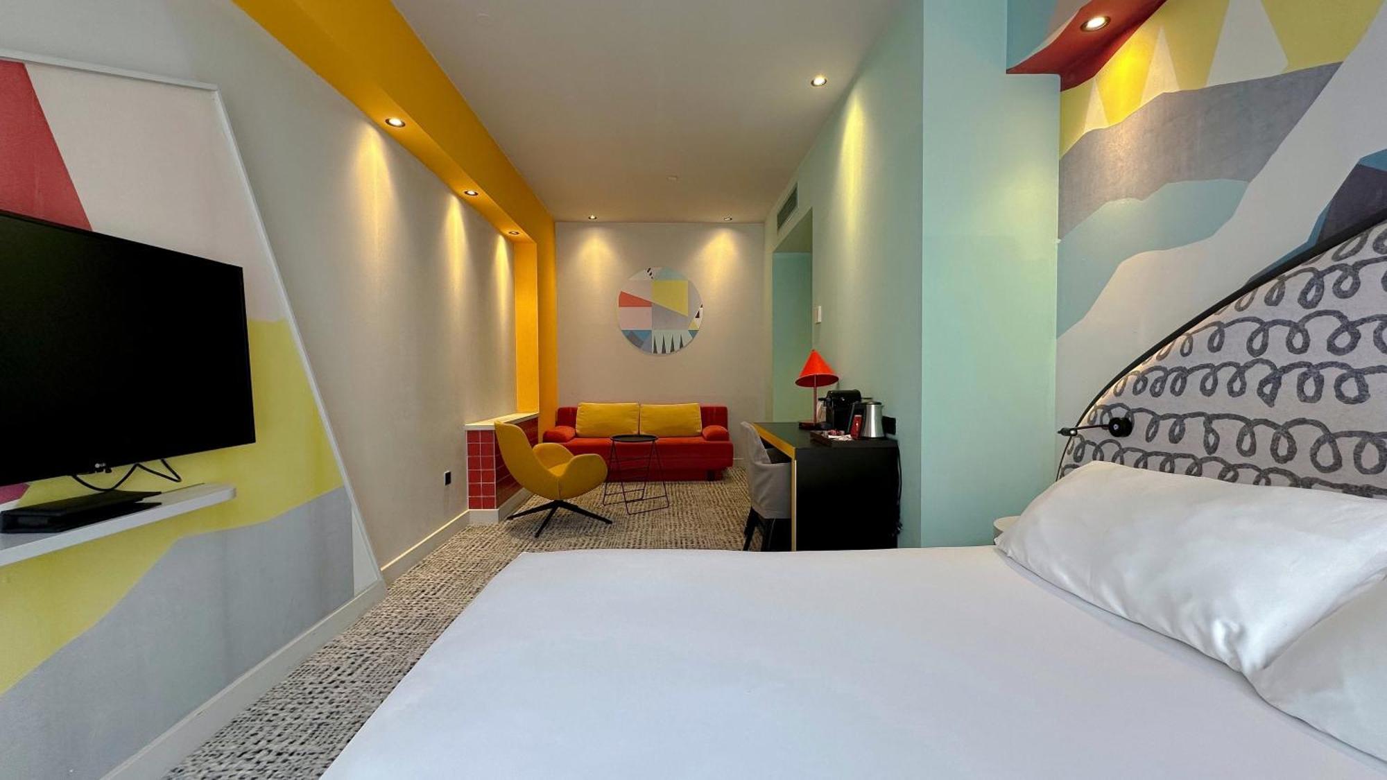 Ibis Styles Tbilisi Center Hotel Exterior foto